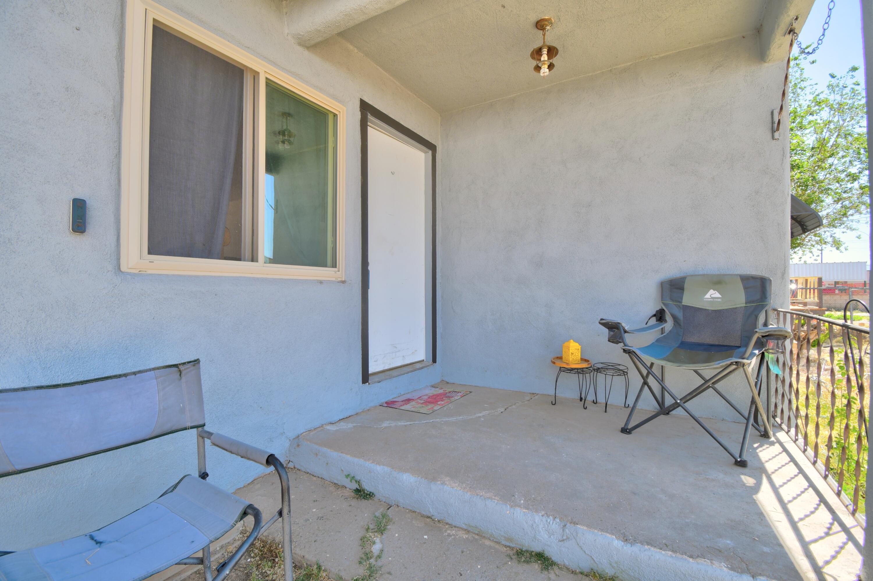 1008 W Castillo Avenue