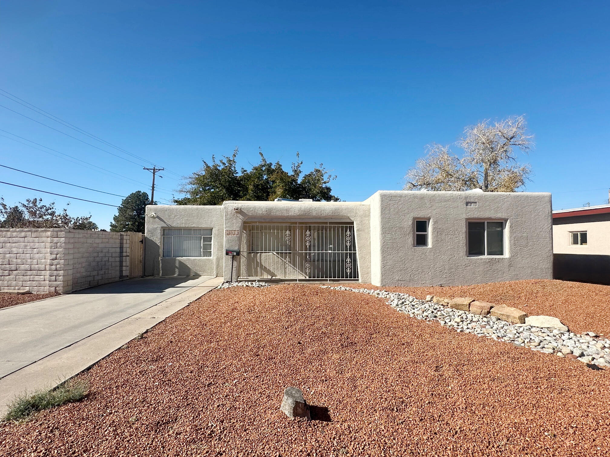 1801 Dakota Street, Albuquerque, New Mexico image 2