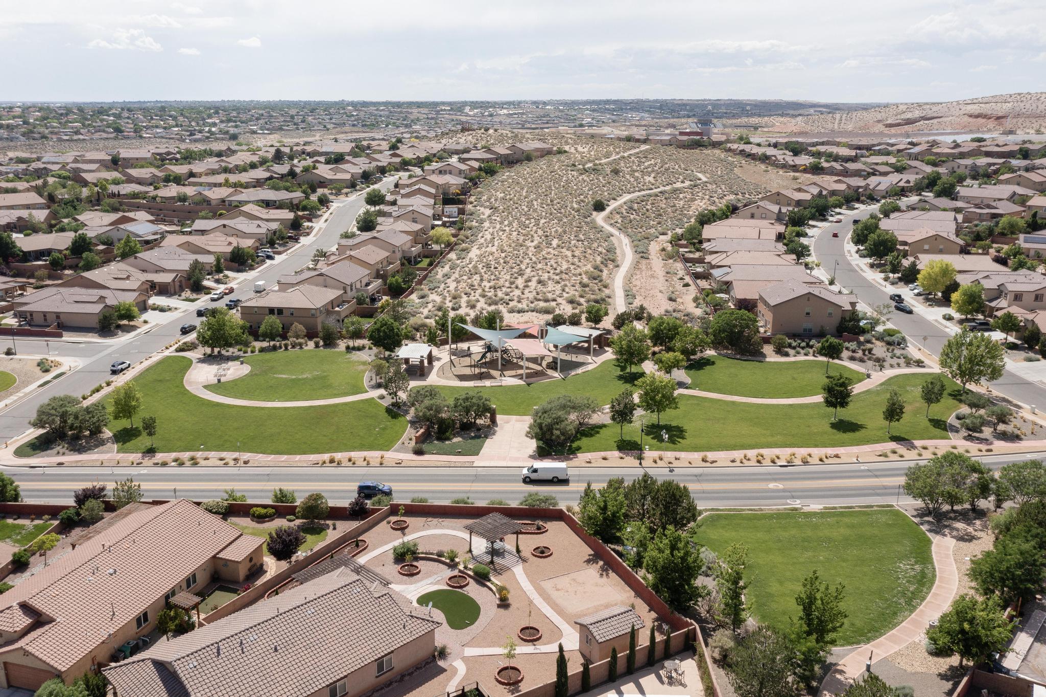 309 Valle Alto Drive, Rio Rancho, New Mexico image 3