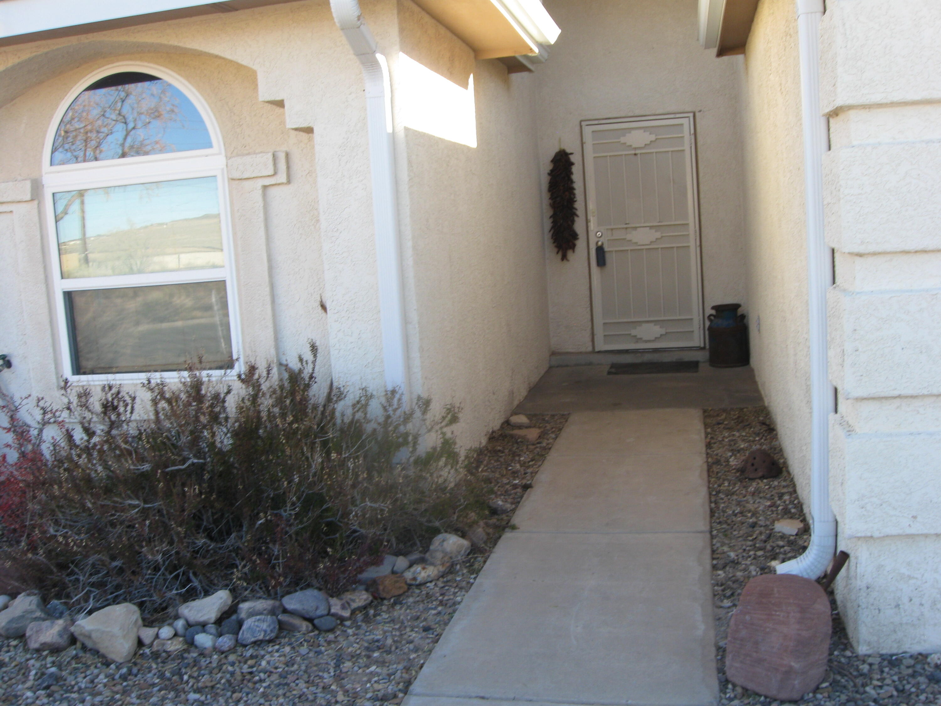 1430 Vista Hill West Loop, Los Lunas, New Mexico image 3