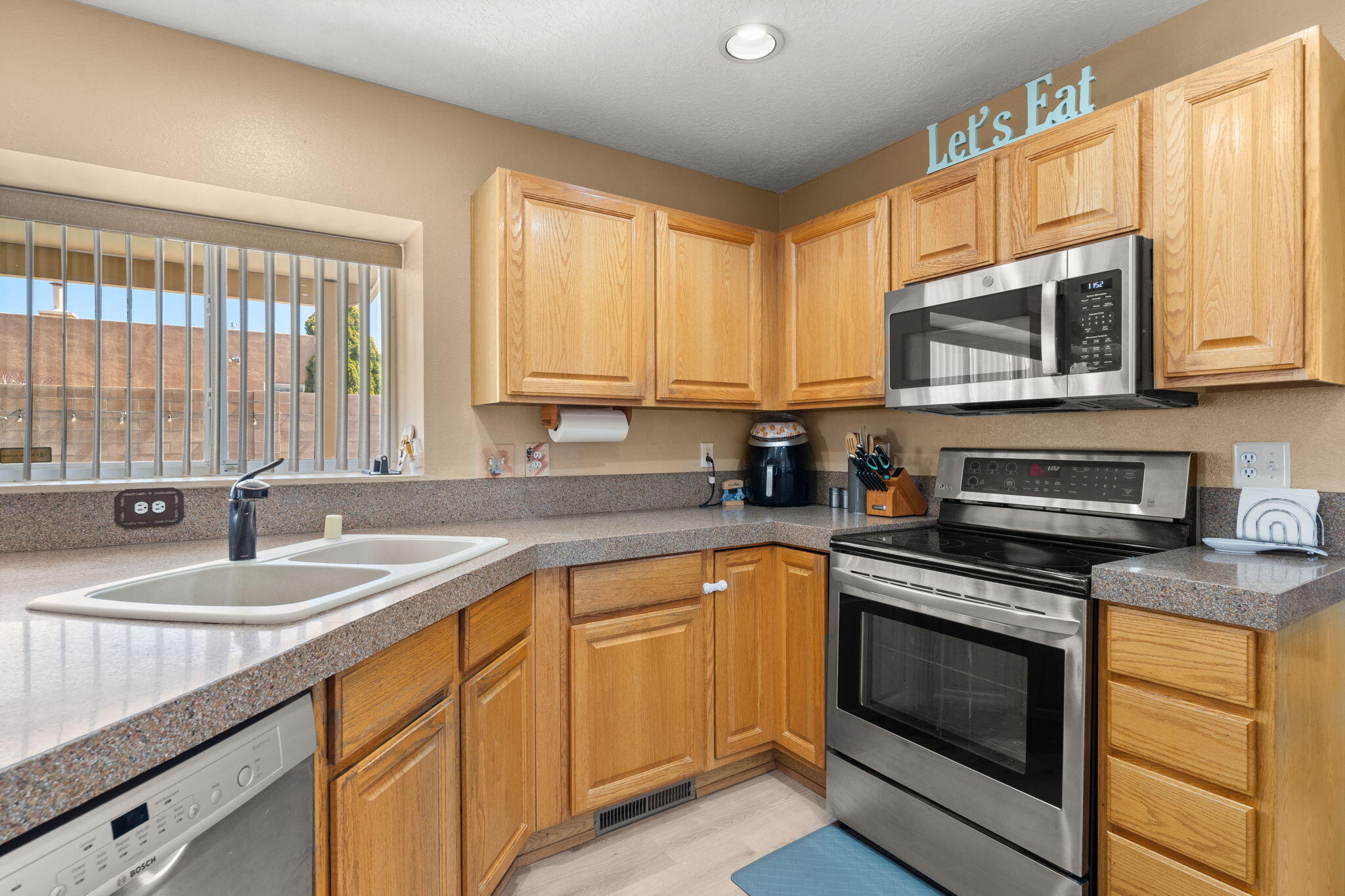 8100 Rancho Lago Court, Albuquerque, New Mexico image 13