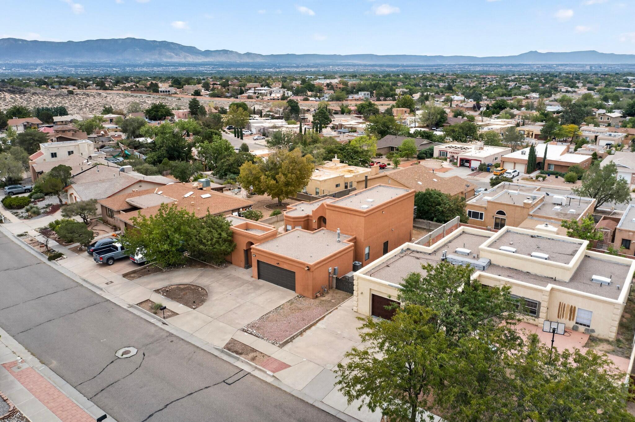 5906 Painted Pony Drive NW