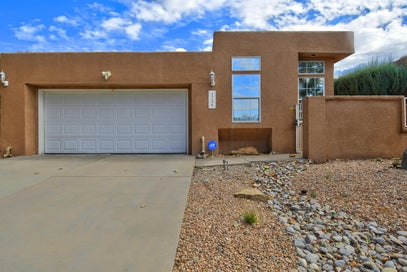 5724 Peppertree Place NE Albuquerque NM 87111