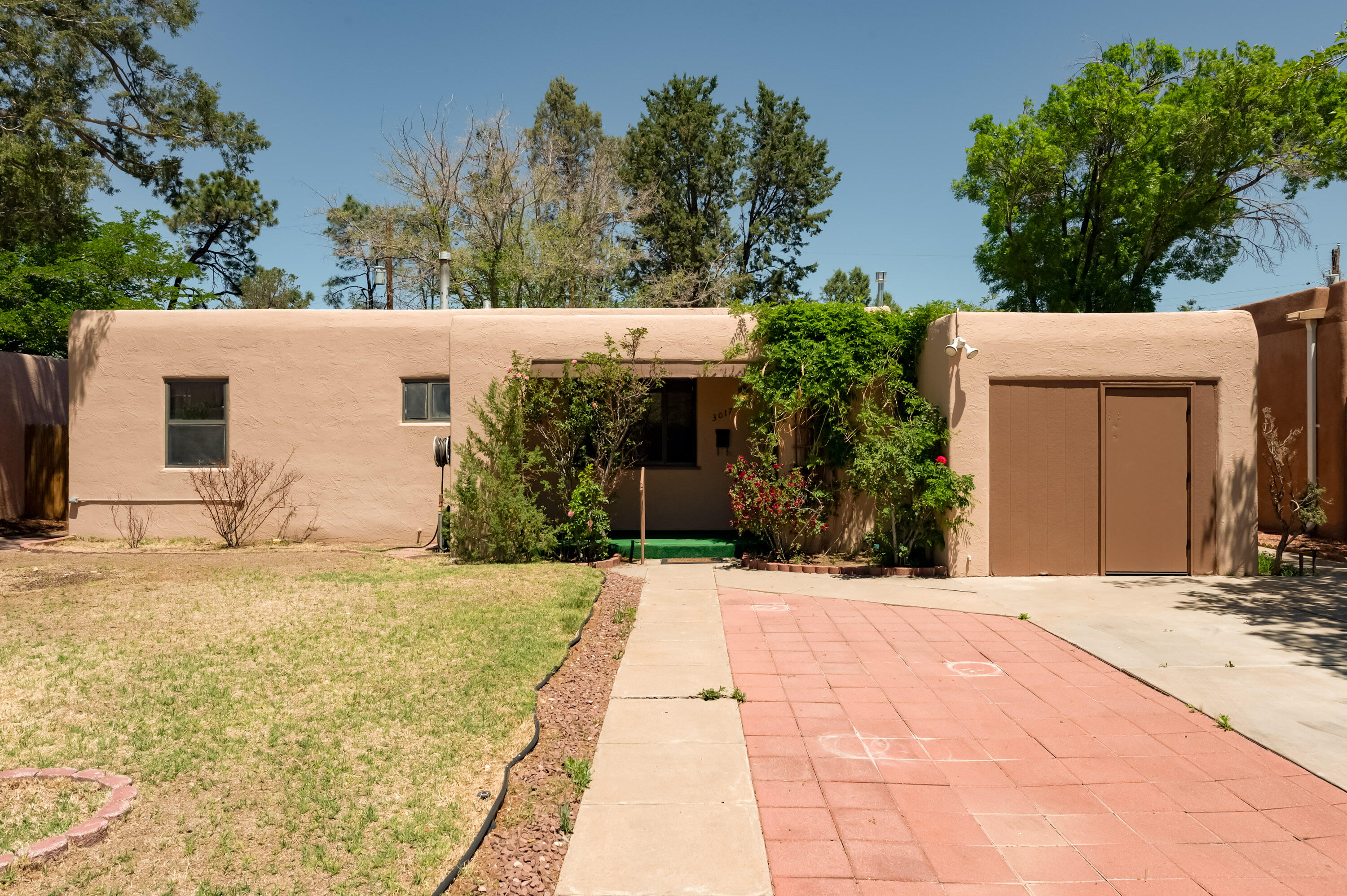 3017 Frontier Avenue, Albuquerque, New Mexico image 1