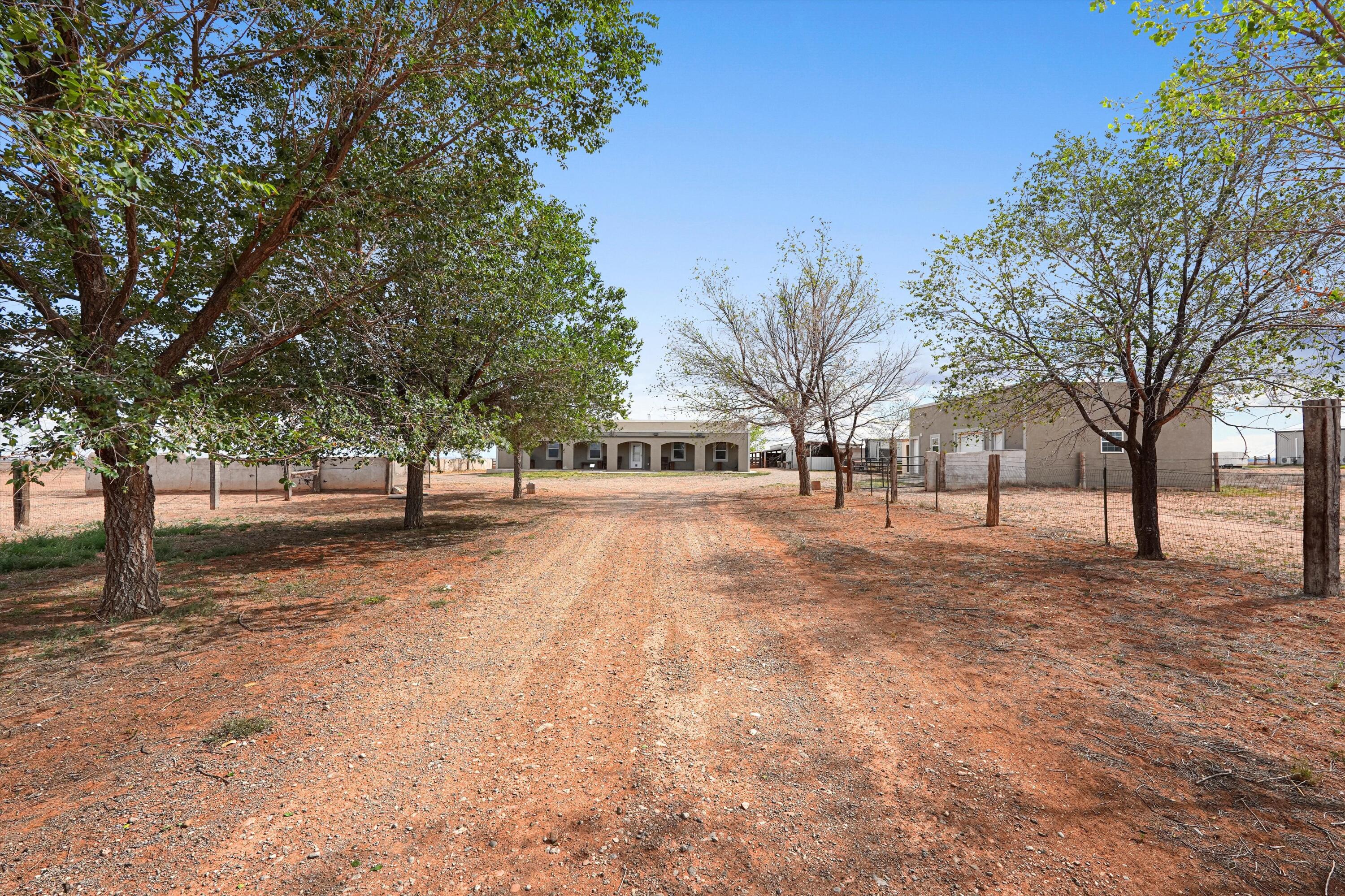 362 & 366 Howell Road