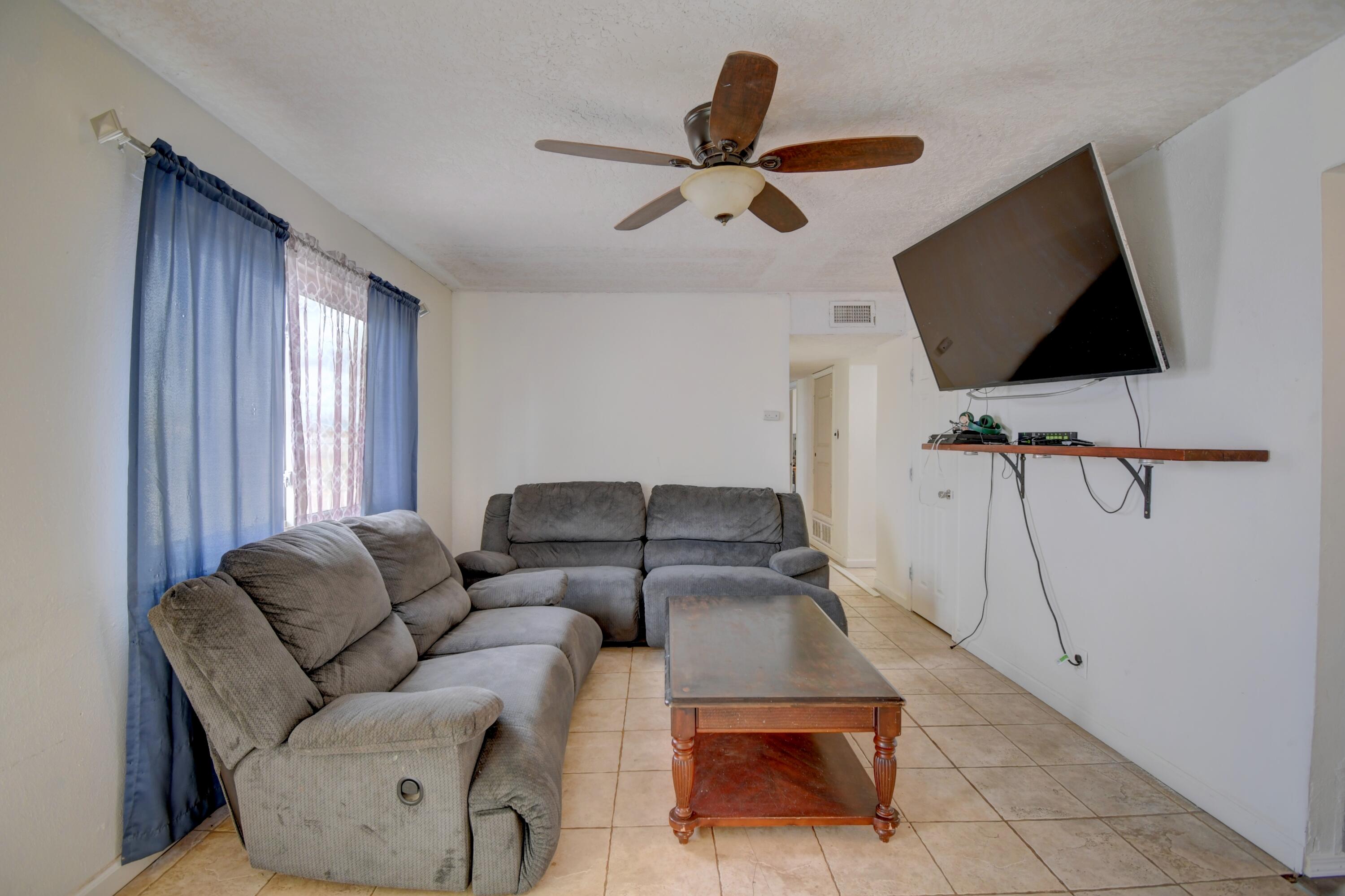 5128 Juan P Sanchez Road, Los Lunas, New Mexico image 2