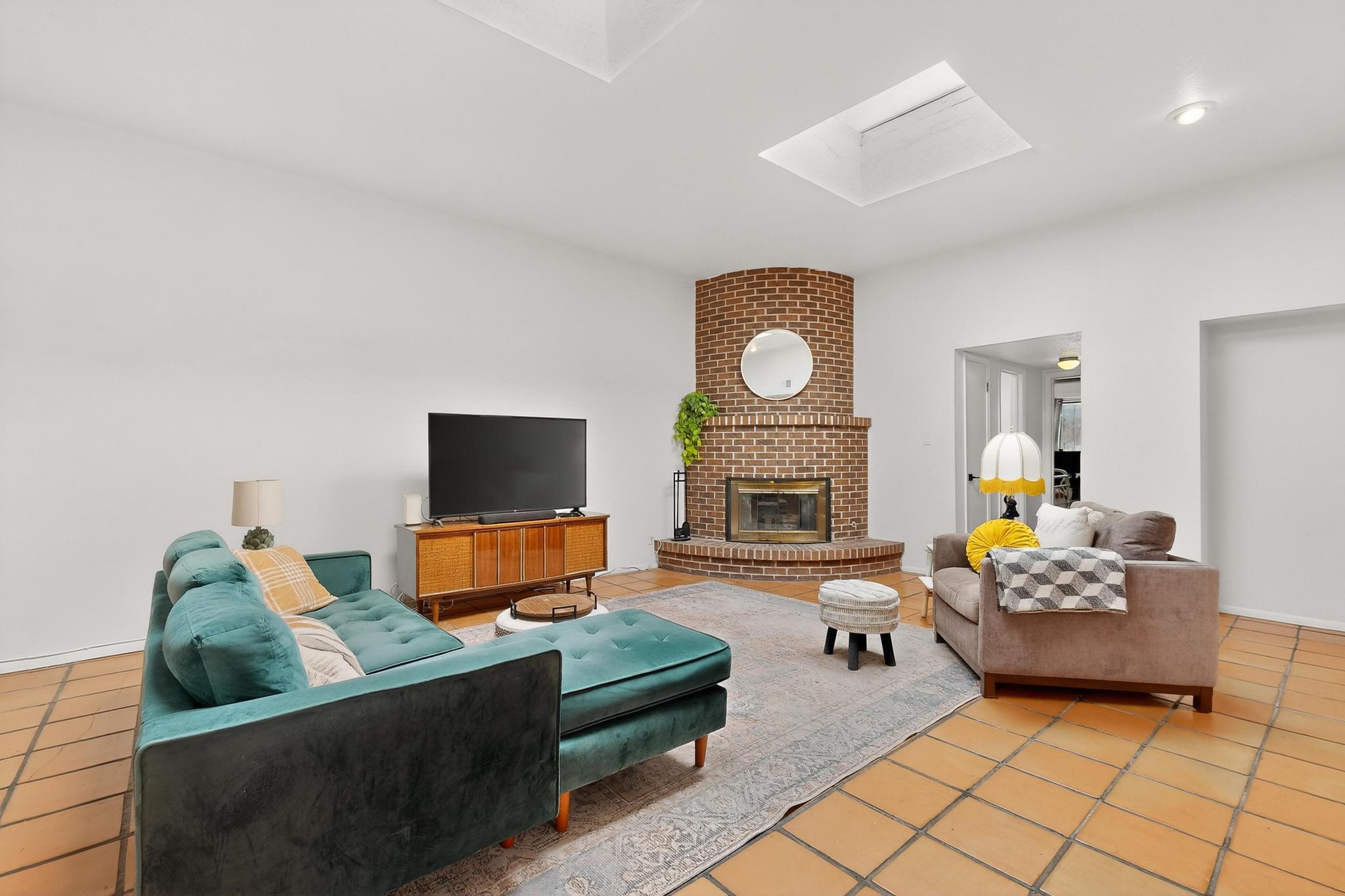 12912 Alice Avenue NE