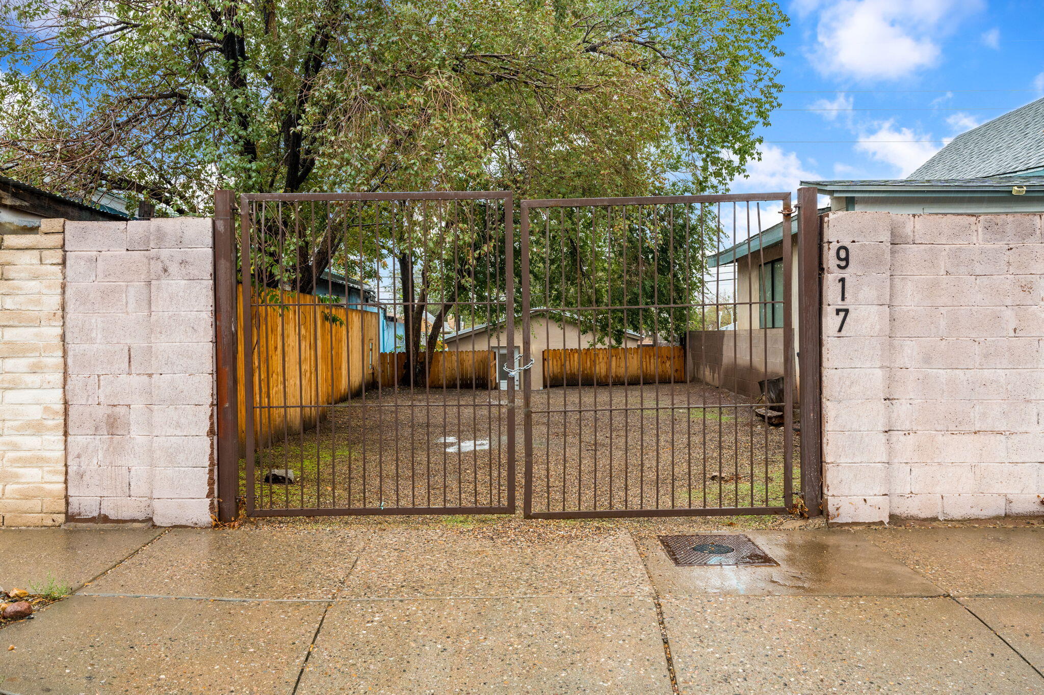 917 Edith Boulevard SE