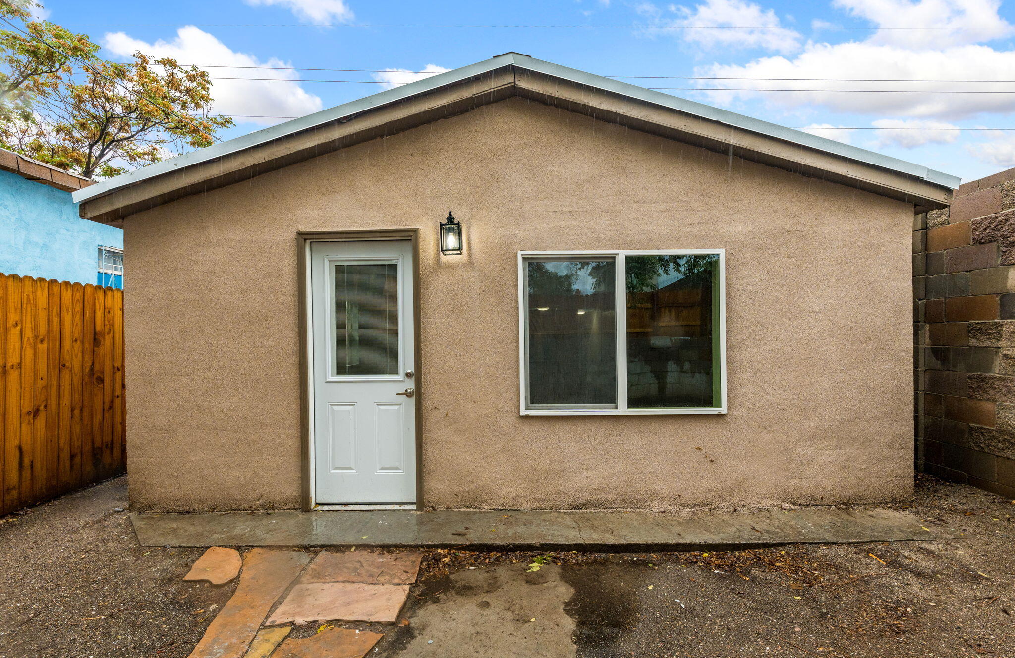 917 Edith Boulevard SE