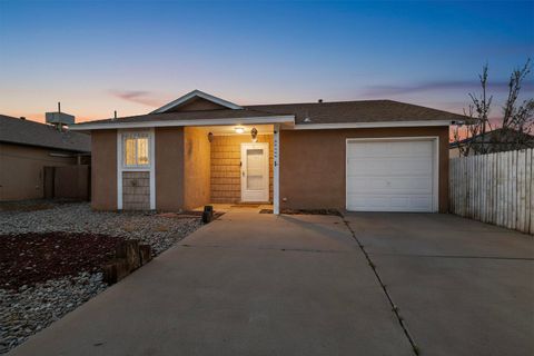 Photo of 4319 66th Street NW, Albuquerque, NM 87120 (MLS # 1097237)