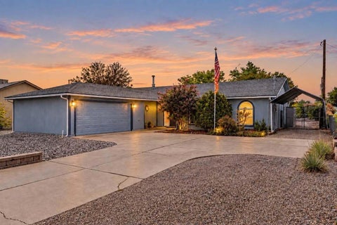 Homes For Sale - 1805 33rd Street<br/> Rio Rancho, NM 87124