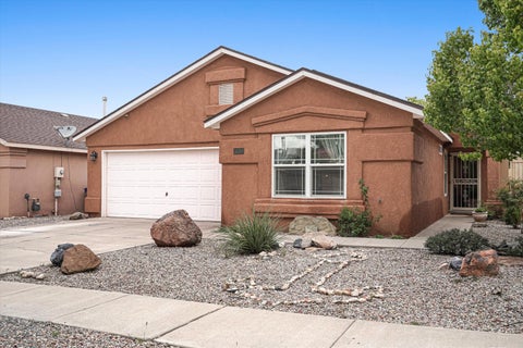Photo of 11515 Medicine Bow Place SE, Albuquerque, NM 87123 (MLS # 1112259)