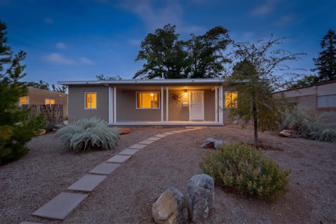 Homes For Sale - 1208 Morningside Drive<br/> Bernalillo County, Albuquerque, NM 87110