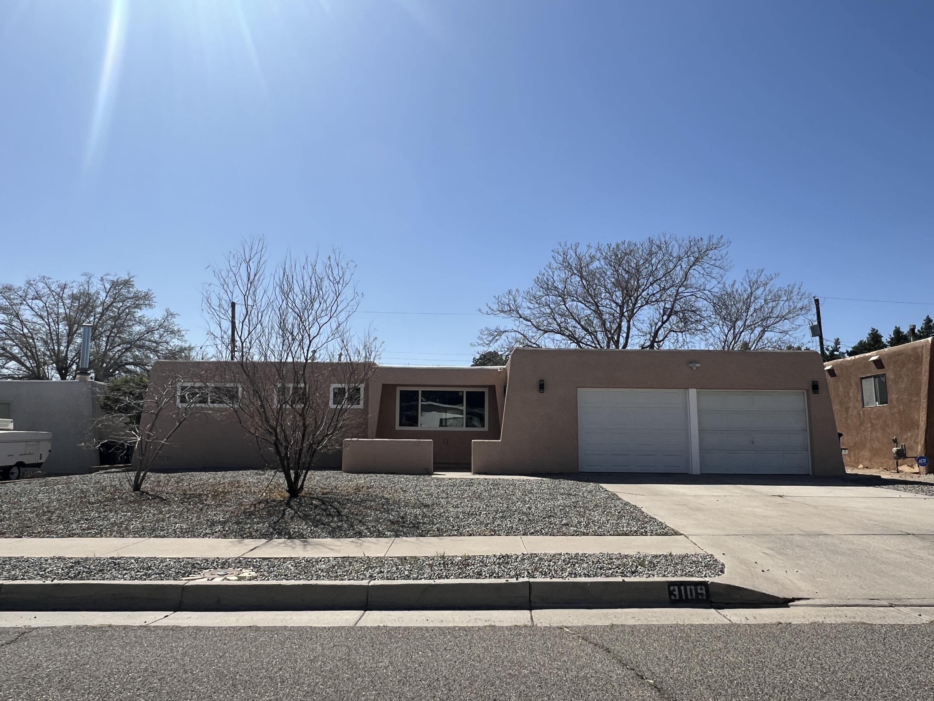 3109 Pitt Street, Albuquerque, New Mexico image 2