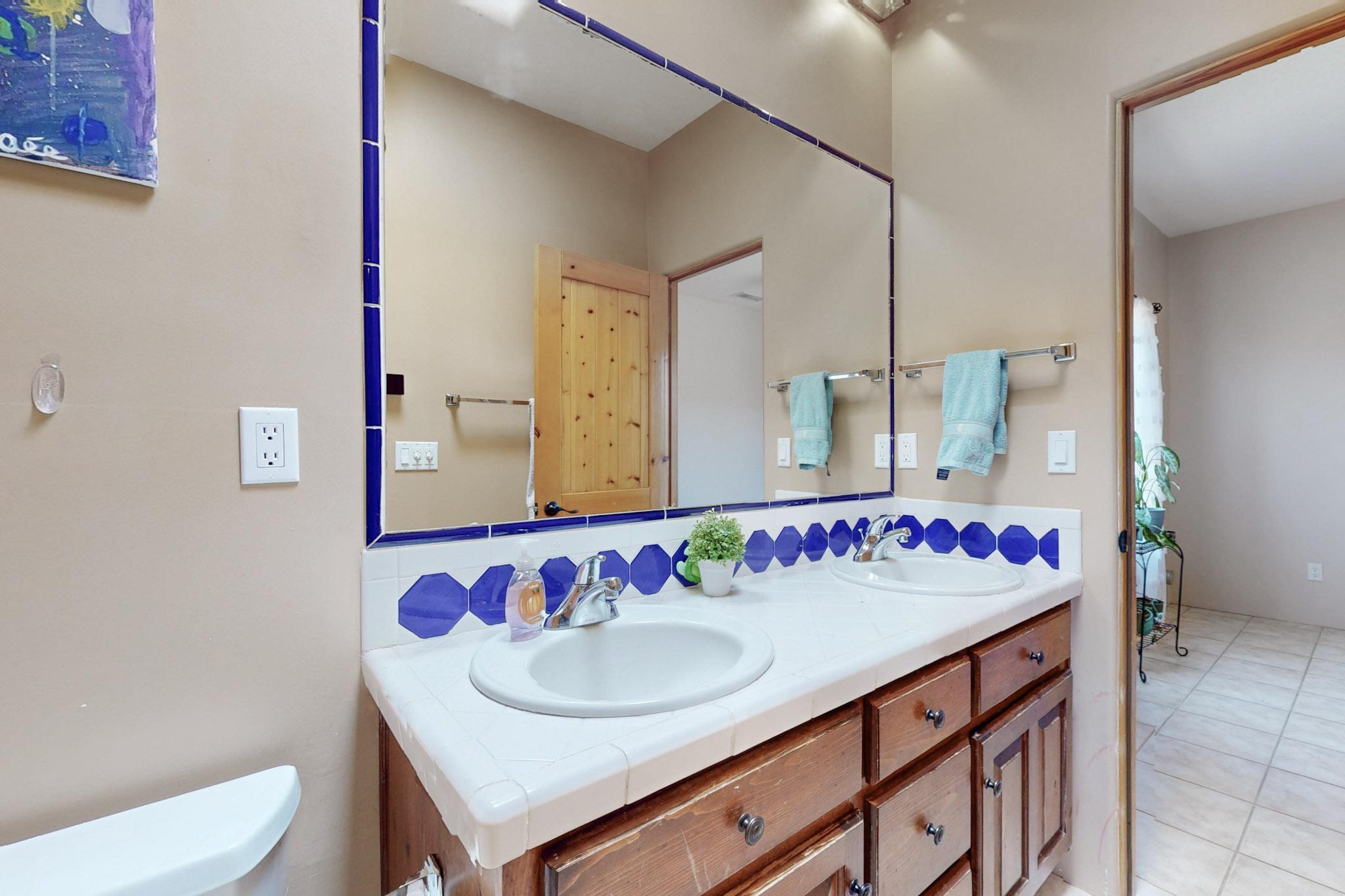 105 Calle Blanca, Corrales, New Mexico image 32
