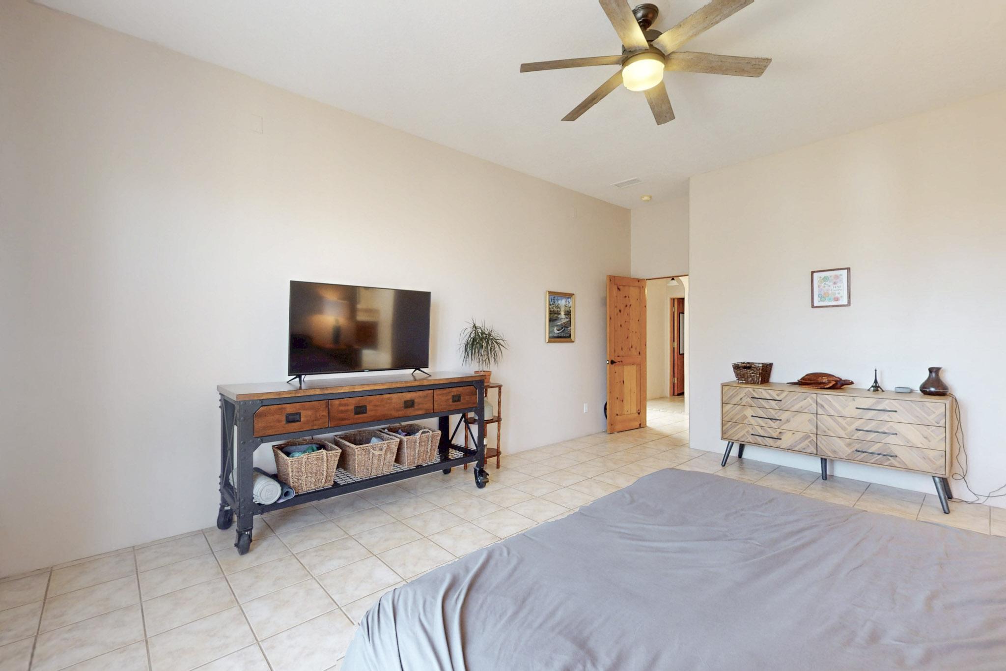 105 Calle Blanca, Corrales, New Mexico image 42