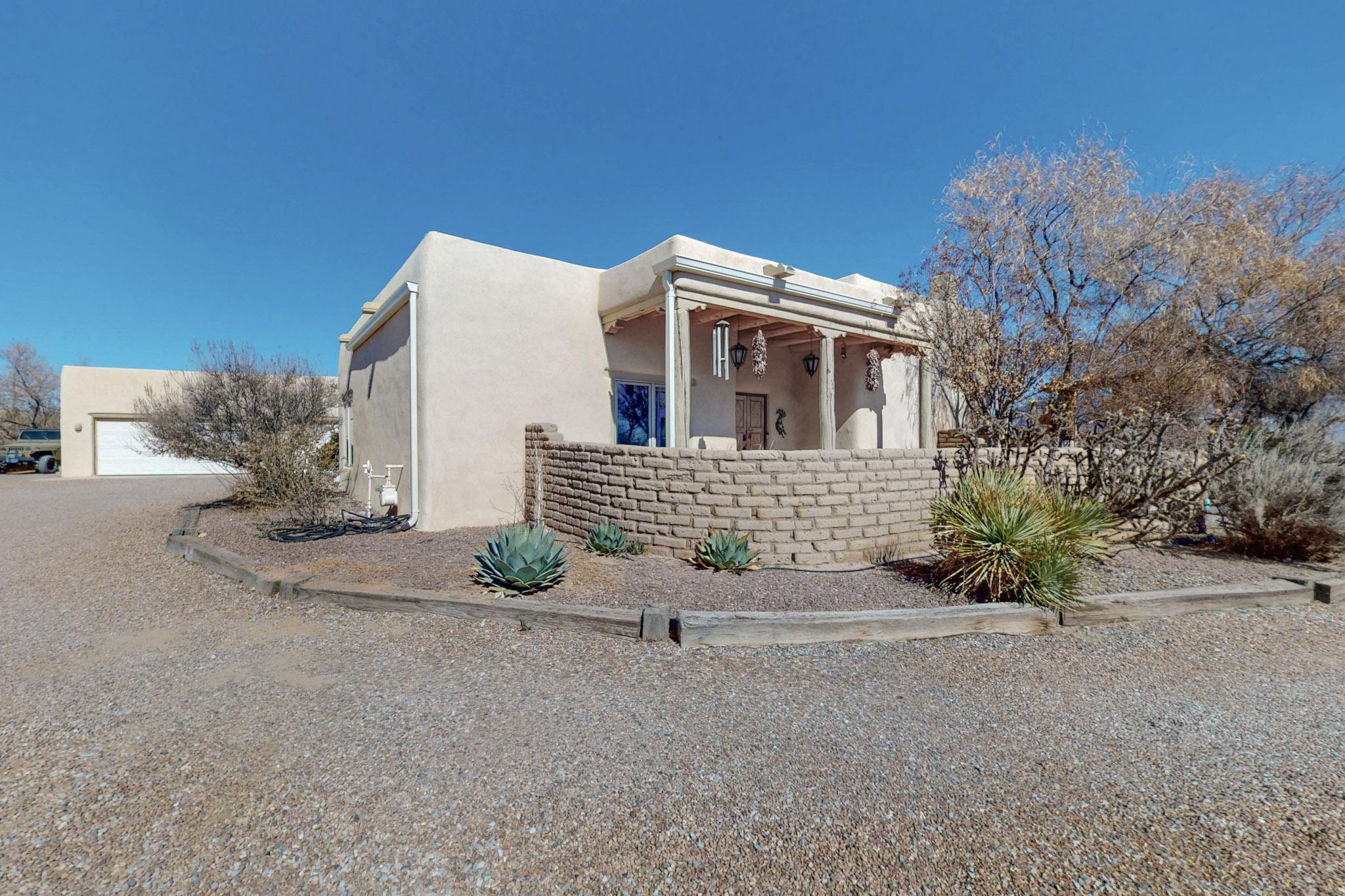 105 Calle Blanca, Corrales, New Mexico image 1