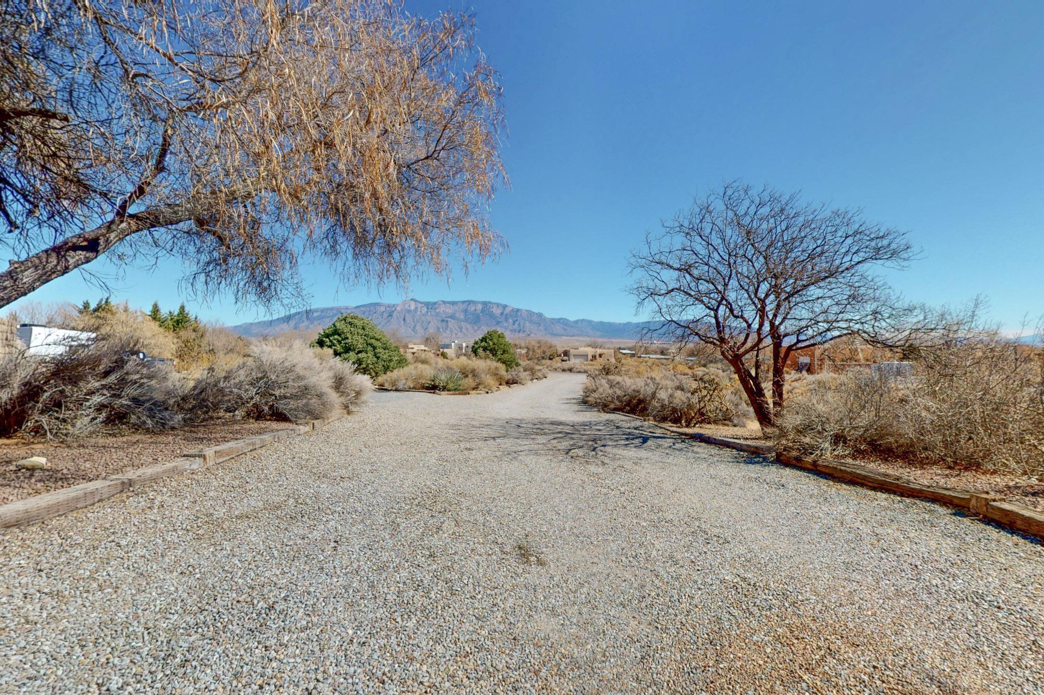 105 Calle Blanca, Corrales, New Mexico image 3