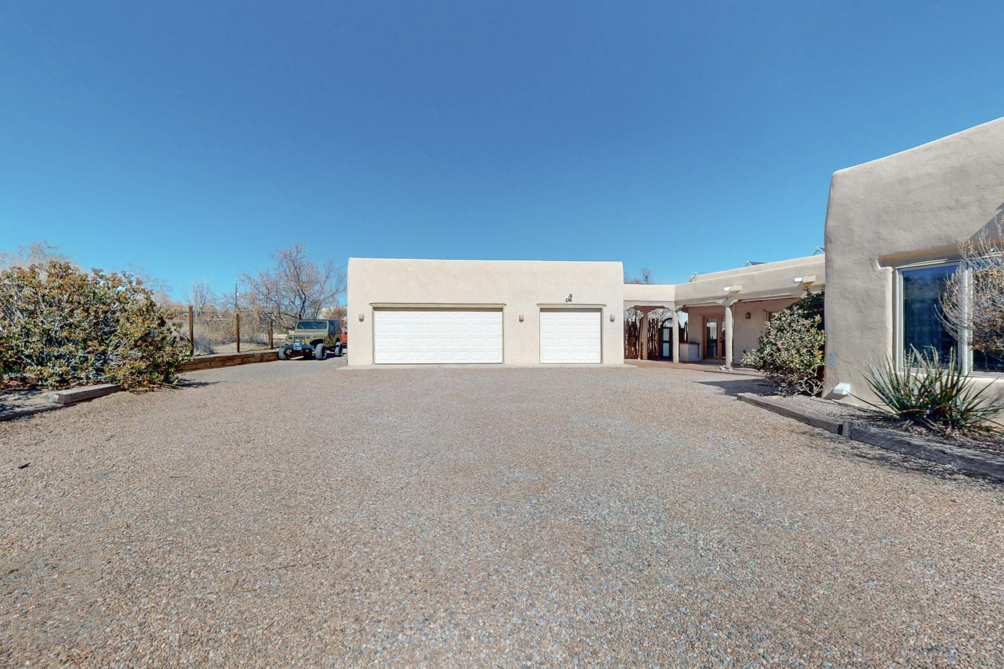105 Calle Blanca, Corrales, New Mexico image 21