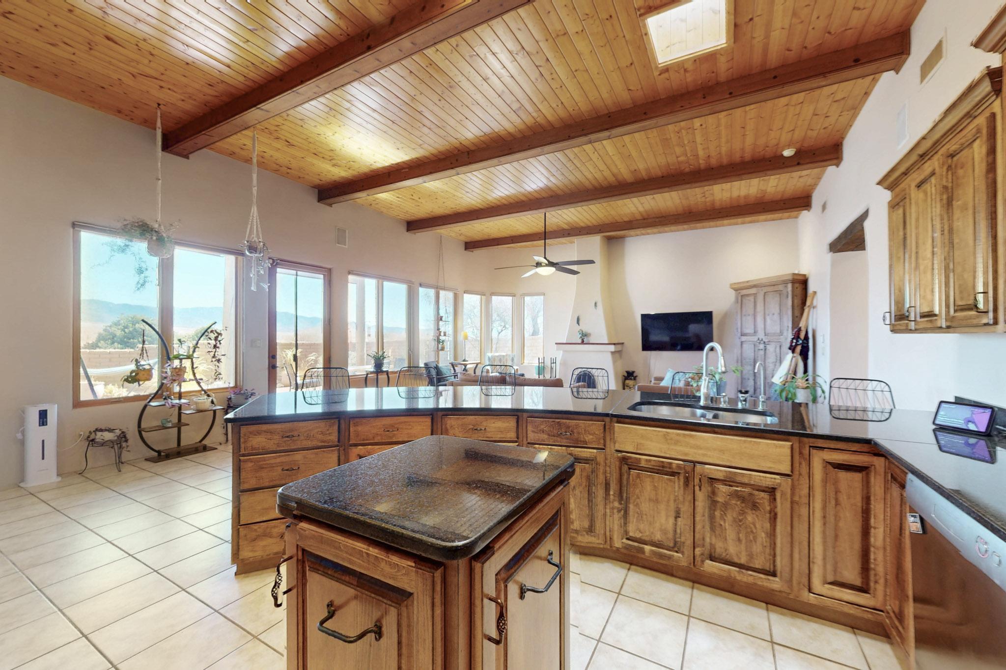 105 Calle Blanca, Corrales, New Mexico image 9