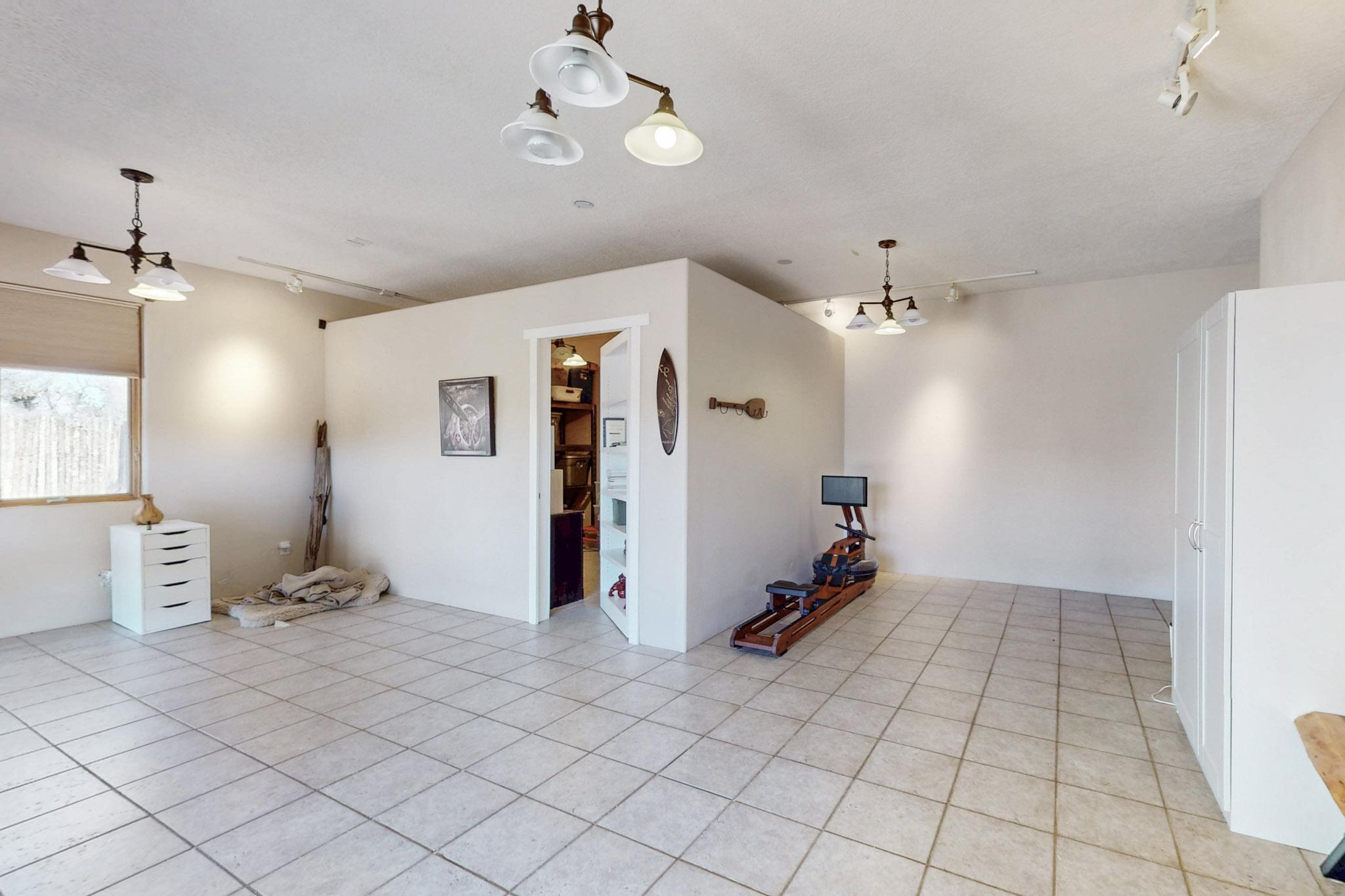 105 Calle Blanca, Corrales, New Mexico image 33