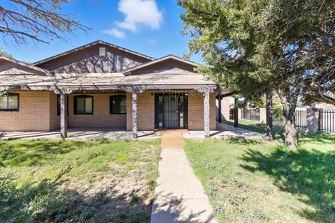 Photo of 523 N 4TH Street, Belen, NM 87002 (MLS # 1092428)