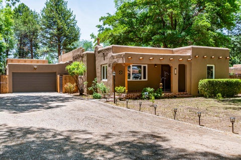 Homes For Sale - 298 Placitas Road<br/> Albuquerque, NM 87107