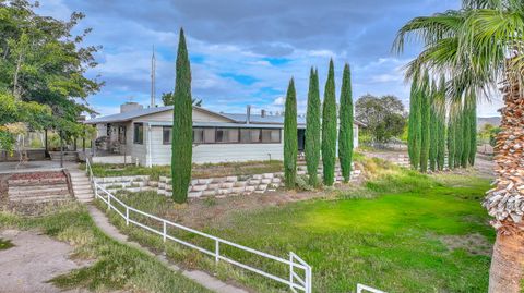 Photo of 1715 Carrie Street, Truth or Consequences, NM 87901 (MLS # 1092990)