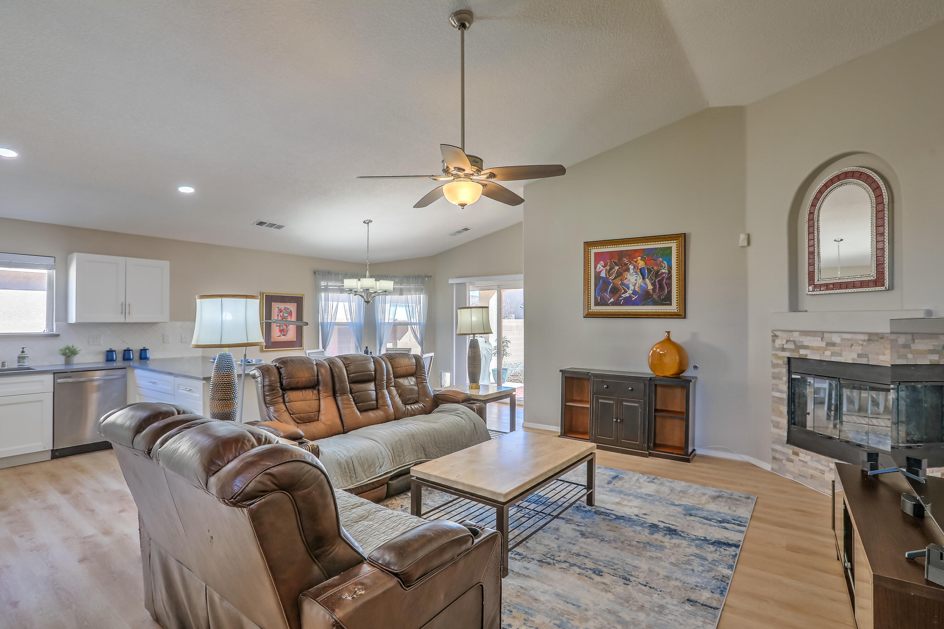 7700 Banyon Avenue NW