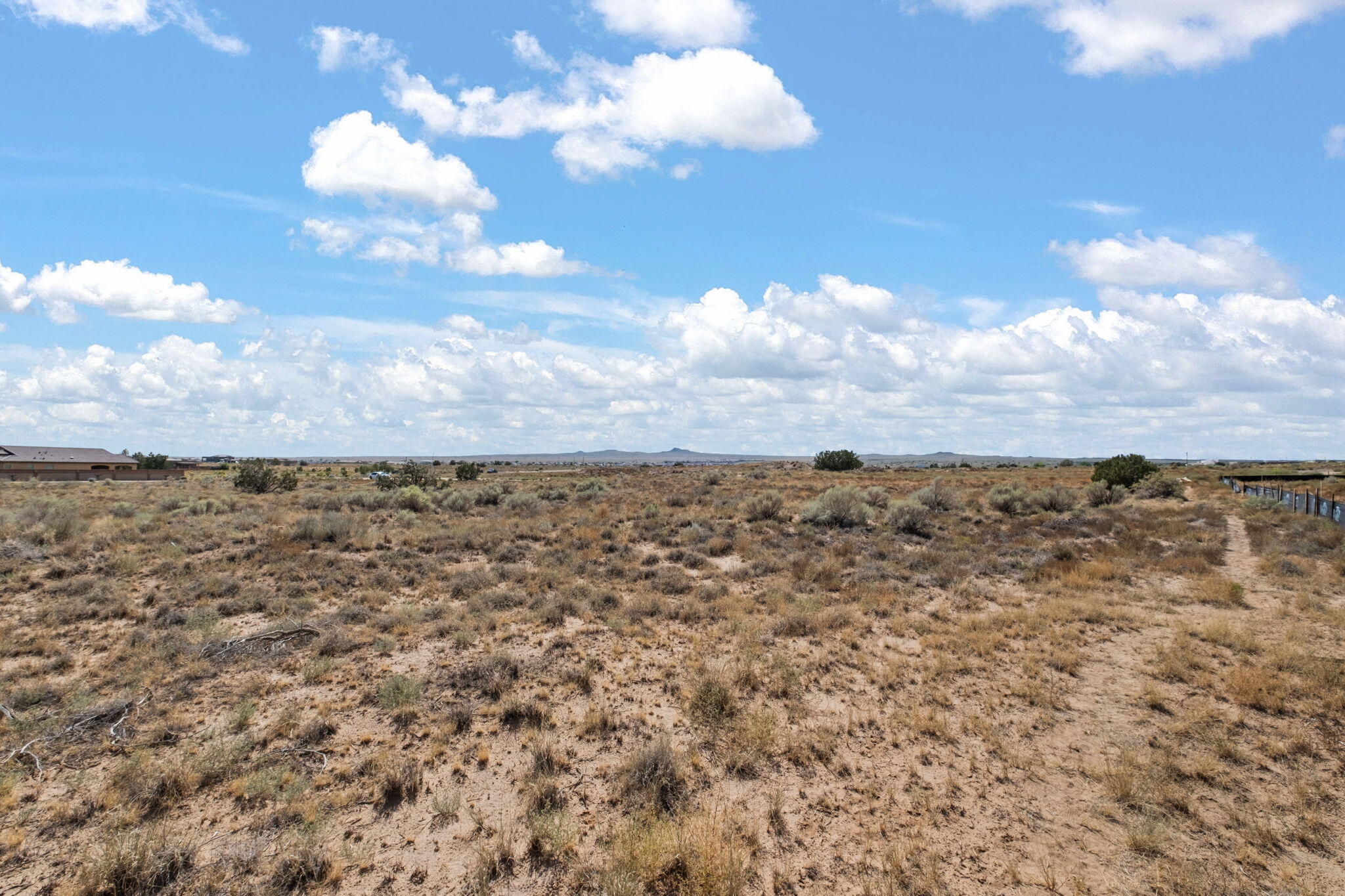 U20 B6 L21 Volcano Cliffs, Albuquerque, New Mexico image 4