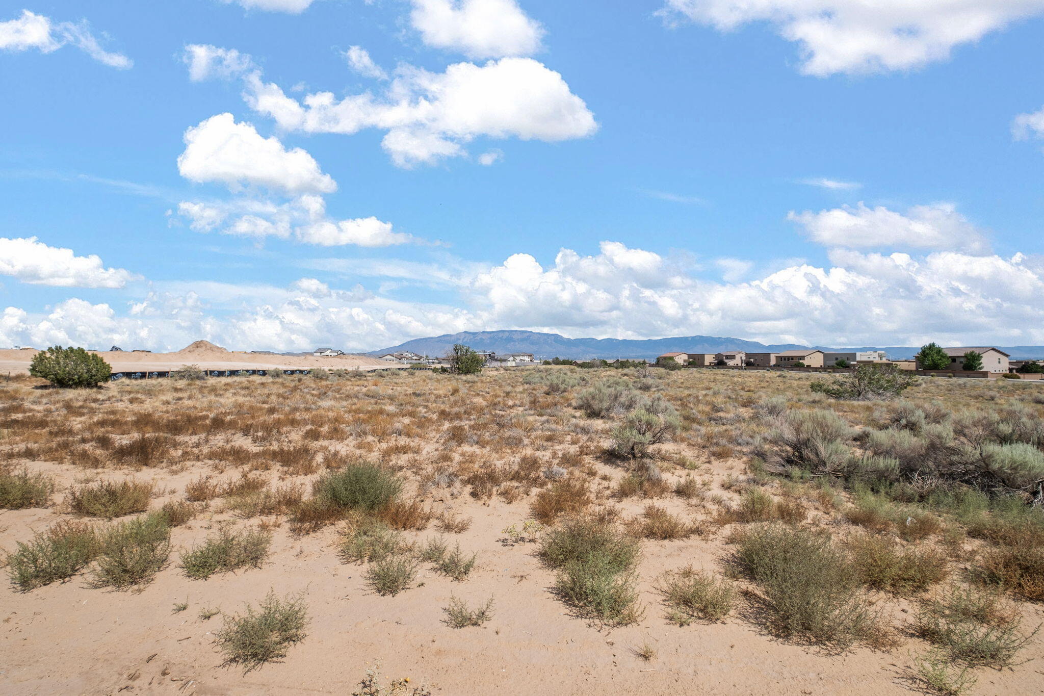 U20 B6 L21 Volcano Cliffs, Albuquerque, New Mexico image 2