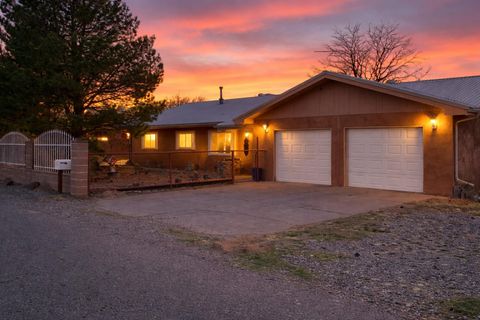 Photo of 4659 Gordon Road, Los Lunas, NM 87031 (MLS # 1101309)