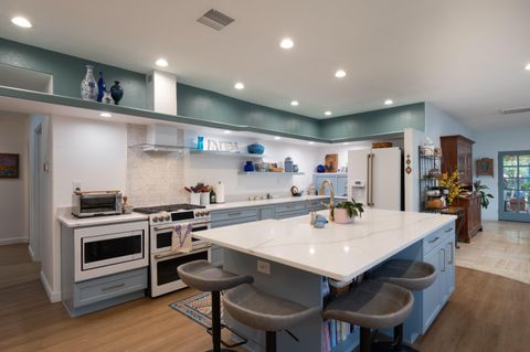 Photo of 2700 RIO GRANDE Boulevard NW, Albuquerque, NM 87104 (MLS # 1087707)
