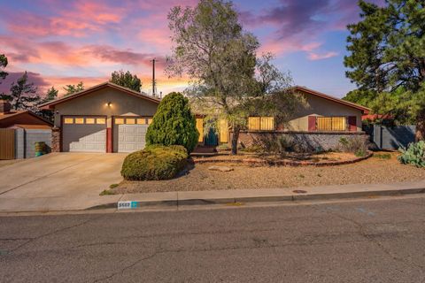 9507 Lagrima De Oro Road NE Albuquerque NM 87111