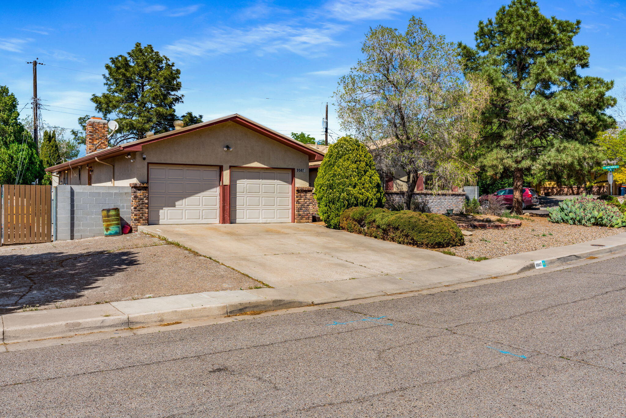 9507 Lagrima De Oro Road NE