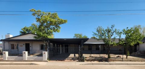 819 Apache Avenue NW Albuquerque NM 87102