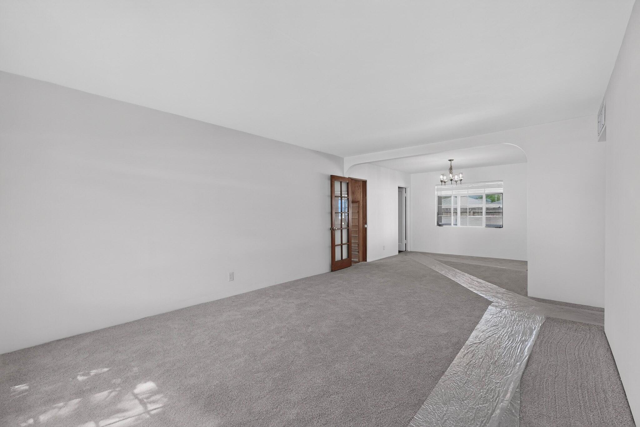 2015 Vermont Street NE