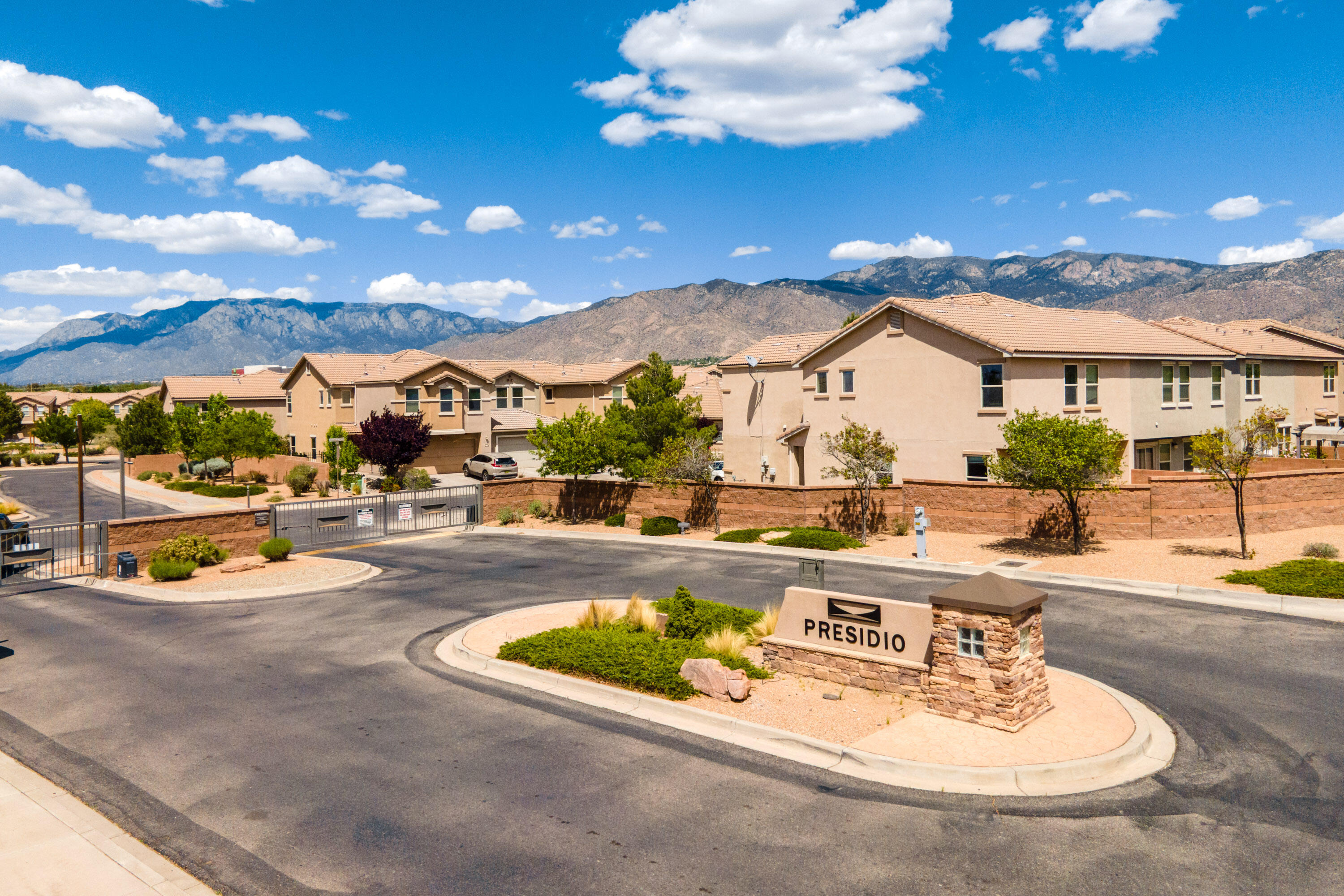 10932 Fort Point Lane, Albuquerque, New Mexico image 2