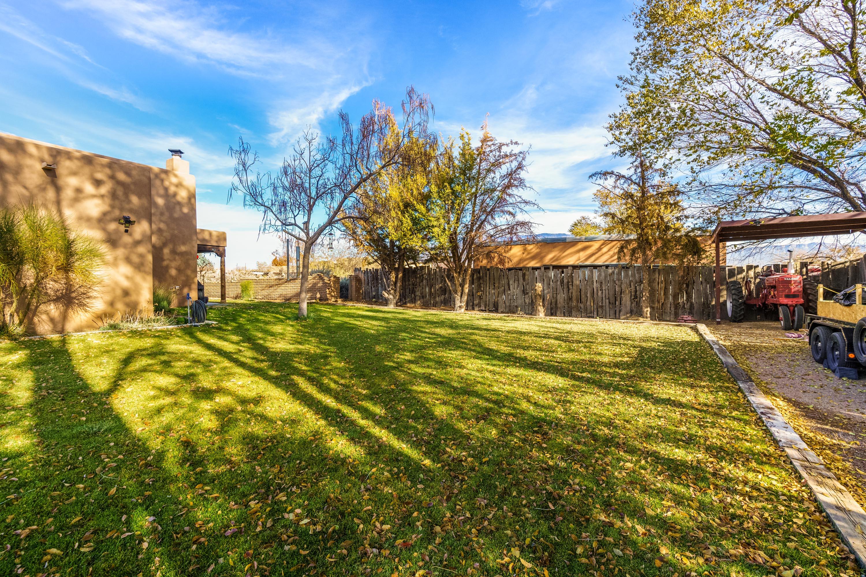 413 Perfecto Lopez Road, Corrales, New Mexico image 31