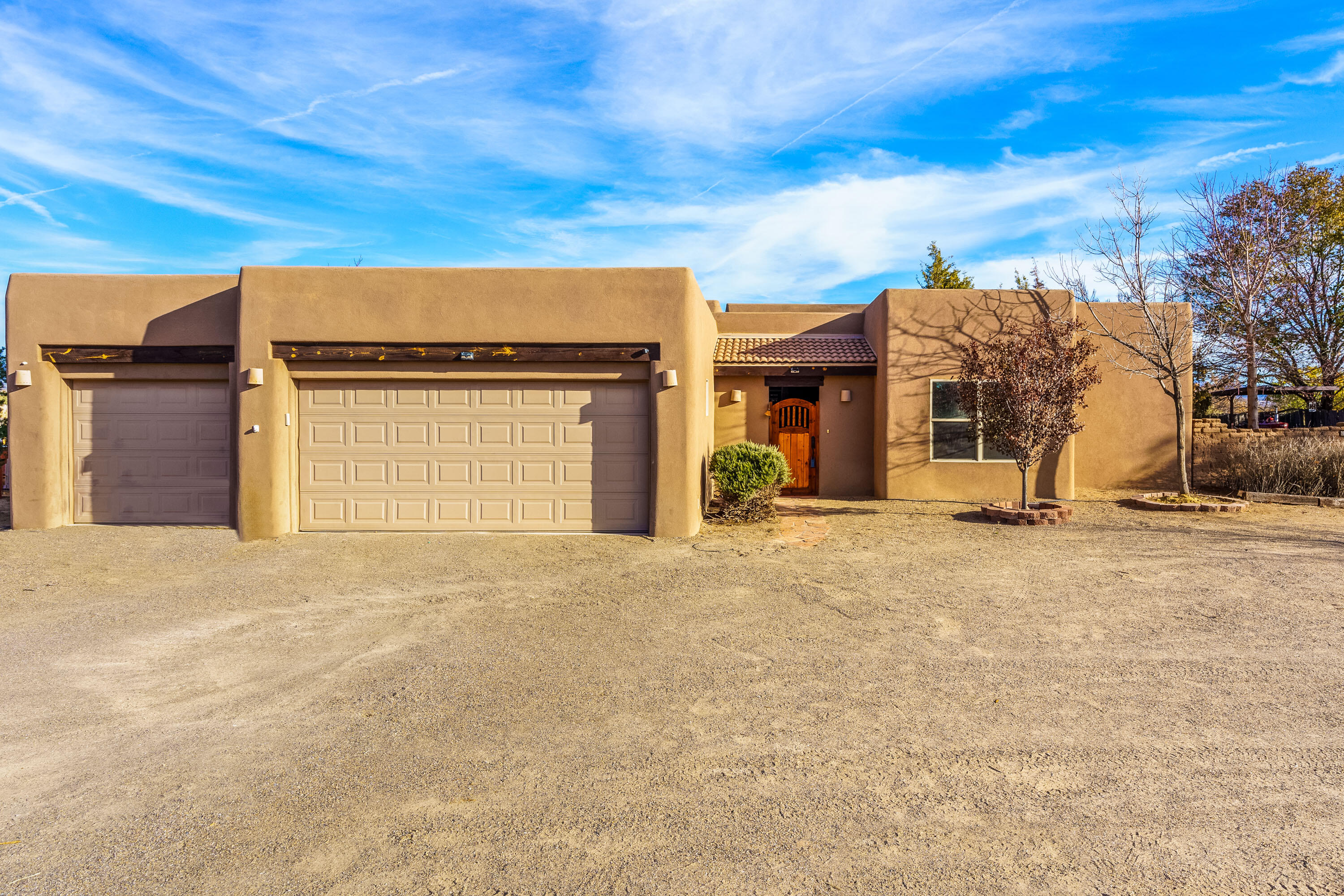 413 Perfecto Lopez Road, Corrales, New Mexico image 1