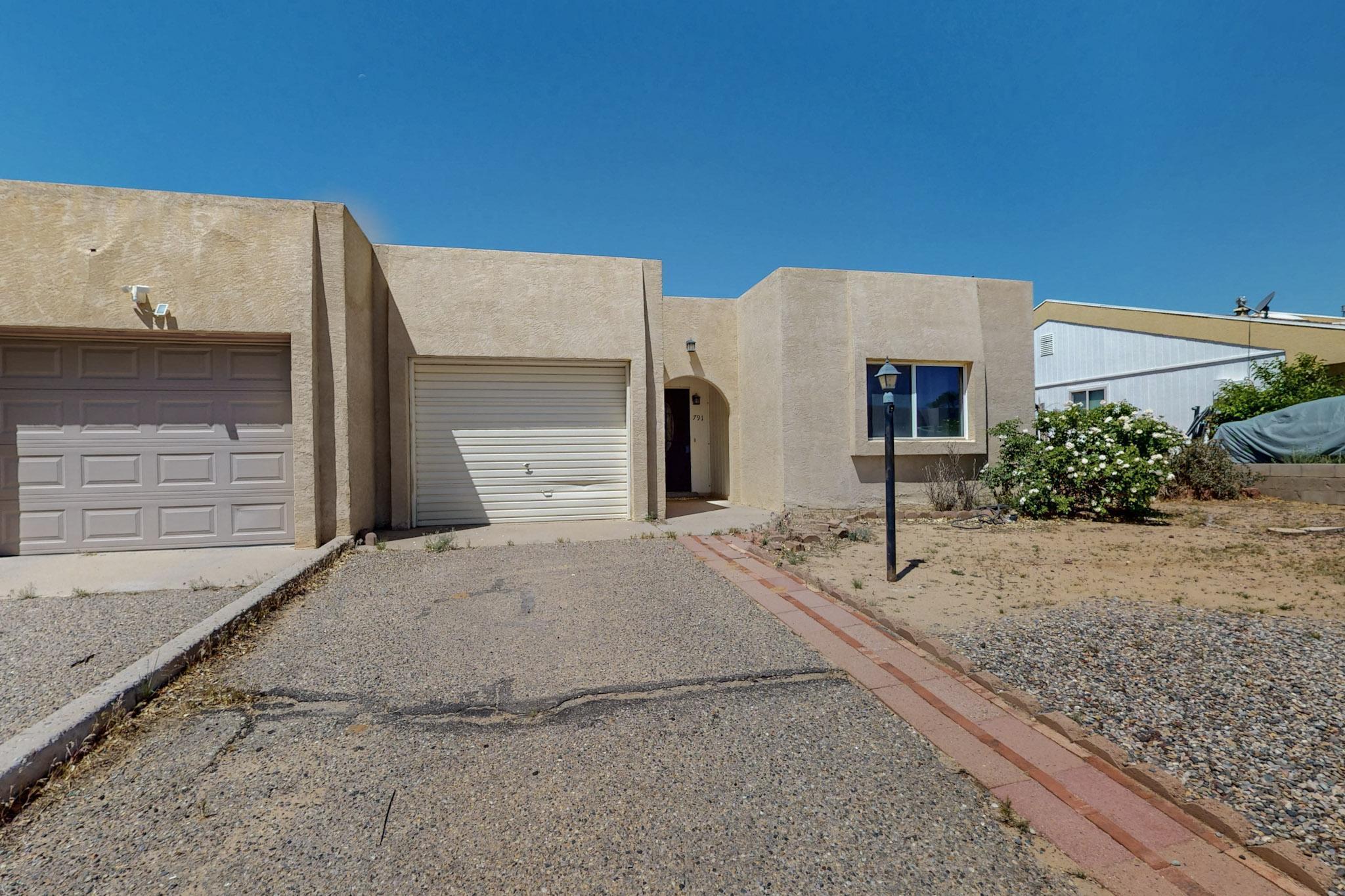 791 Stallion Road, Rio Rancho, New Mexico image 1