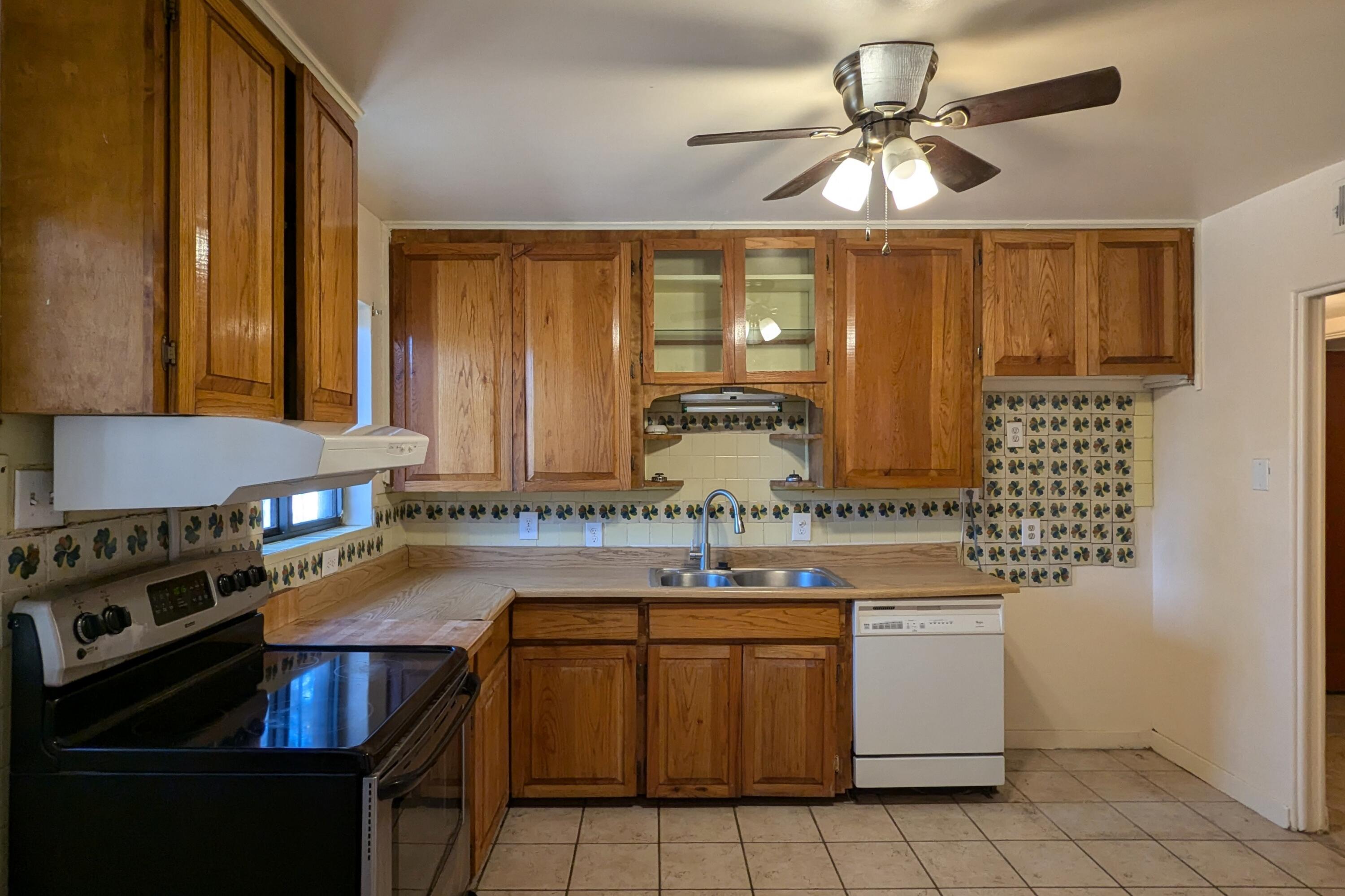 8210 Cutler Avenue, Albuquerque, New Mexico image 9