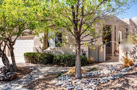 Photo of 8805 Desert Fox Way NE, Albuquerque, NM 87122 (MLS # 1111235)