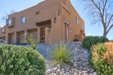 Photo of 2900 Vista Del Rey NE #UNIT 20B, Albuquerque, NM 87112 (MLS # 1098562)