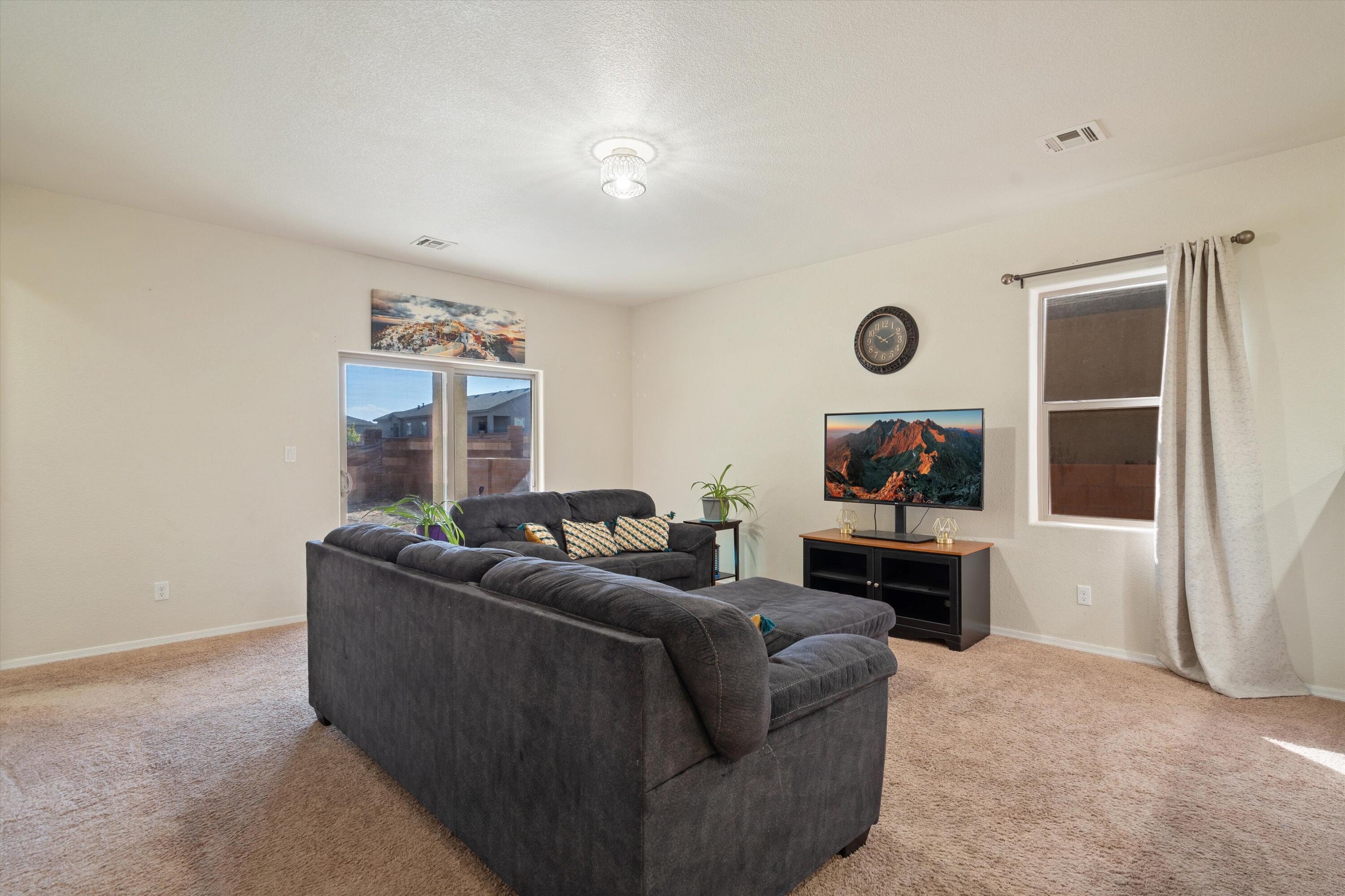 6813 Mountain Hawk Loop, Rio Rancho, New Mexico image 5