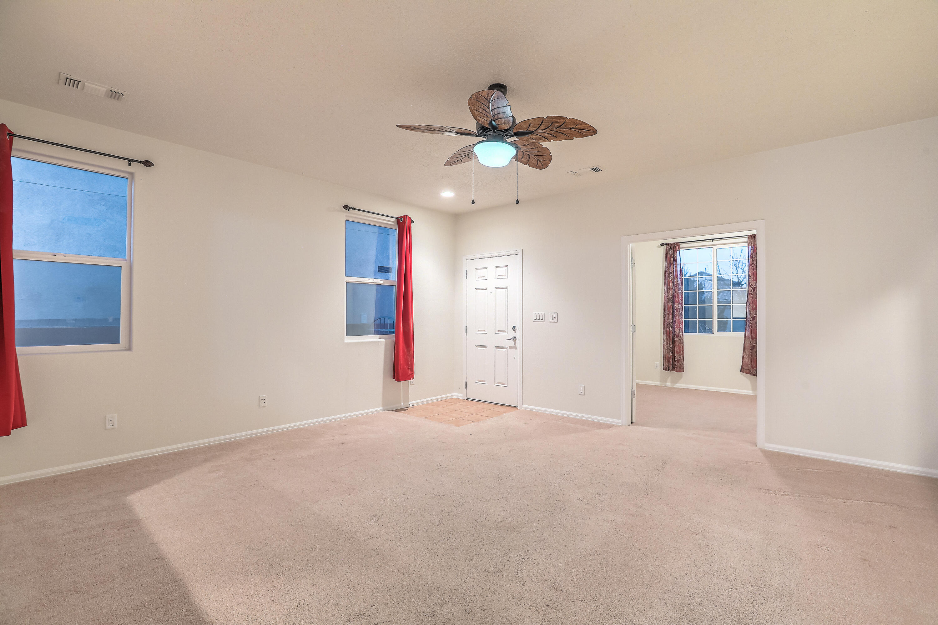 405 Loma Linda Loop NE