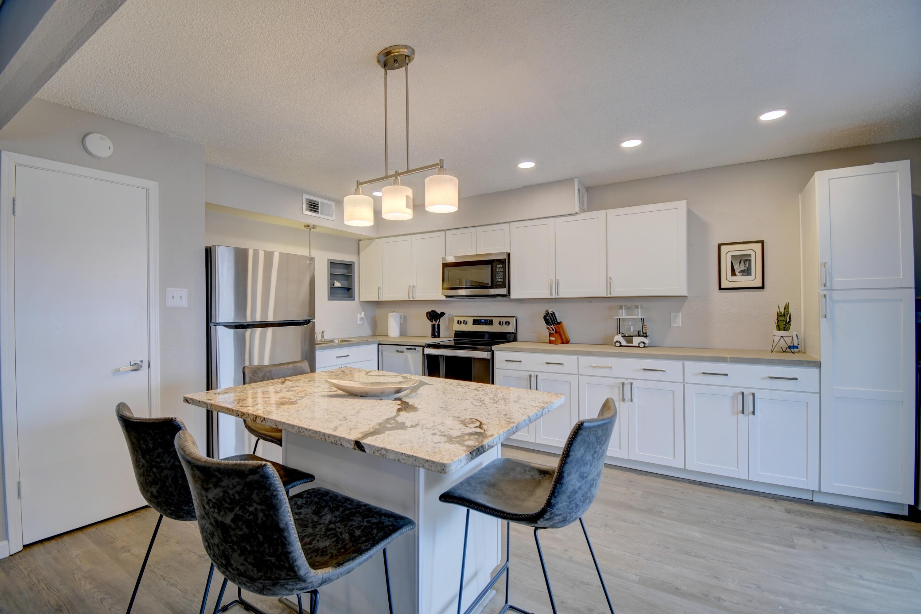 4713 Country Club Lane #D-4, Albuquerque, New Mexico image 4