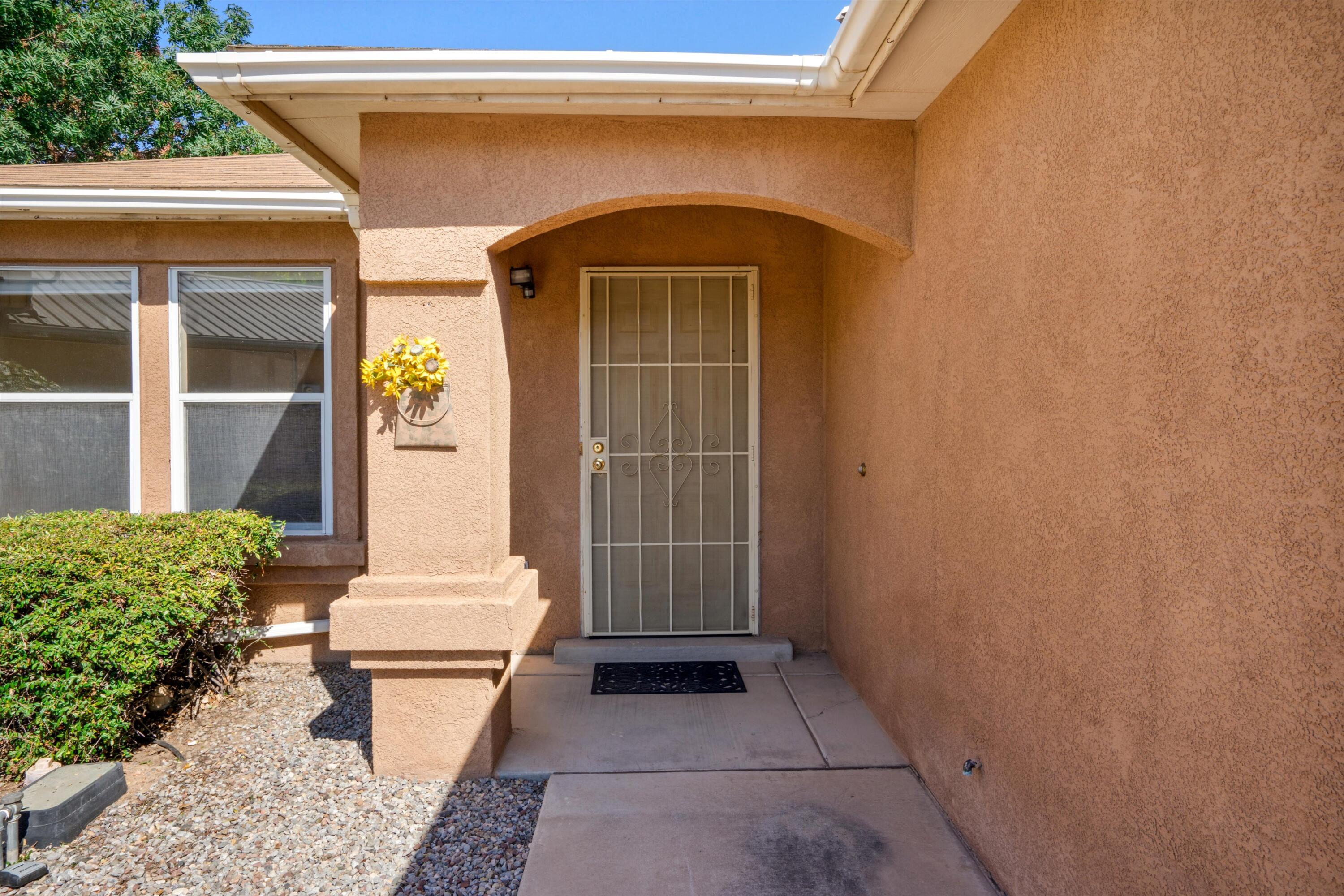 1005 Las Golondrinas Court, Albuquerque, New Mexico image 4