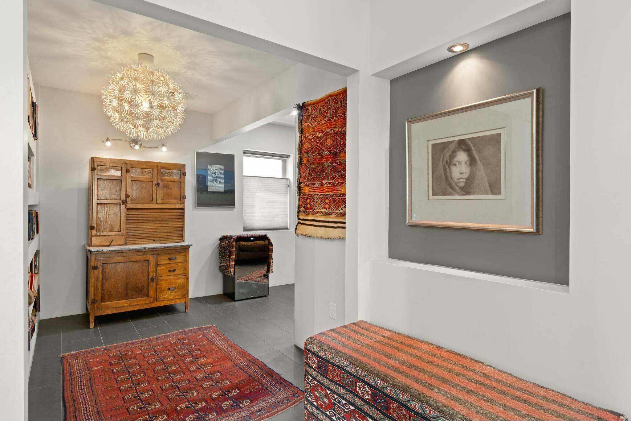 704 Laguna Boulevard, Albuquerque, New Mexico image 33