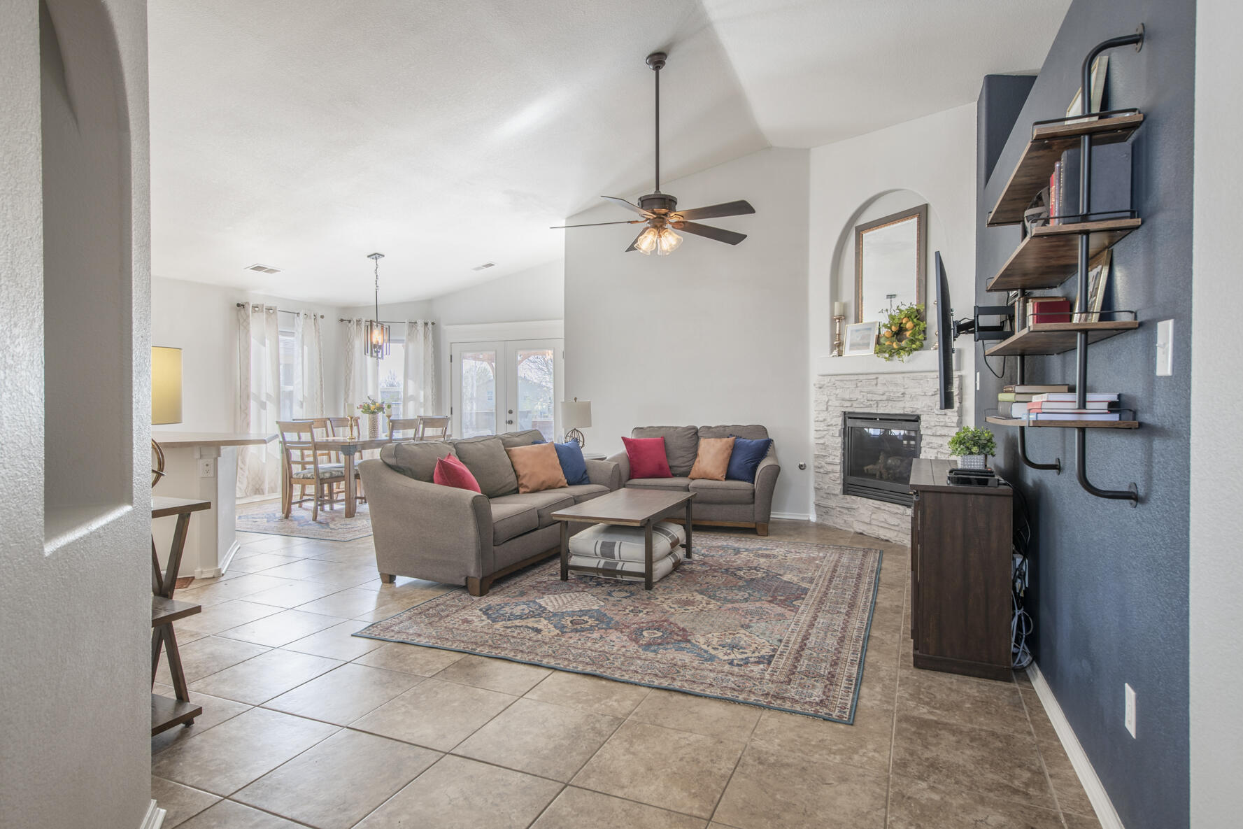 800 Ocate Meadows Drive, Rio Rancho, New Mexico image 6